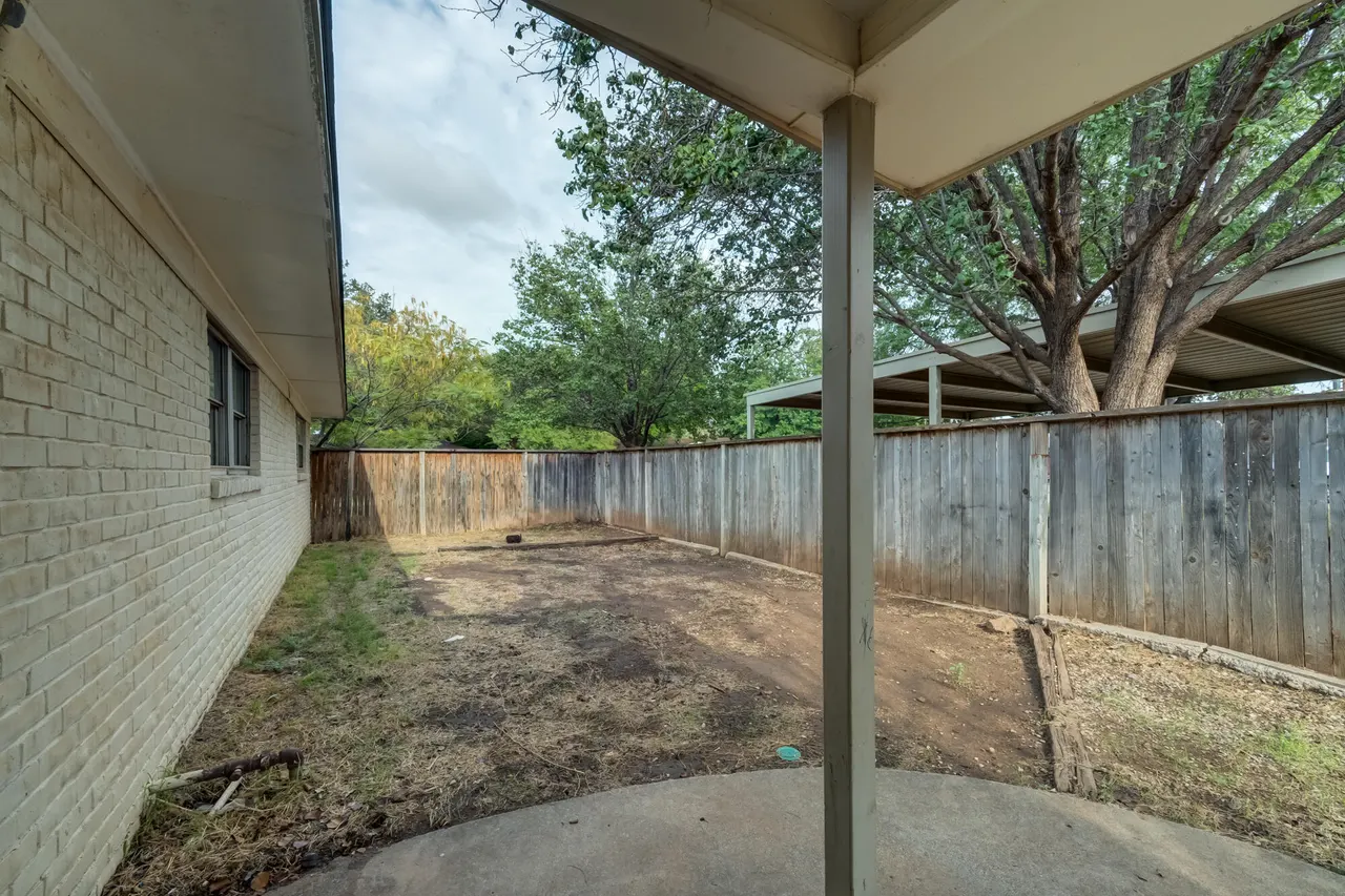 Photo 37 — 2117 62nd Street, Lubbock, TX 79412