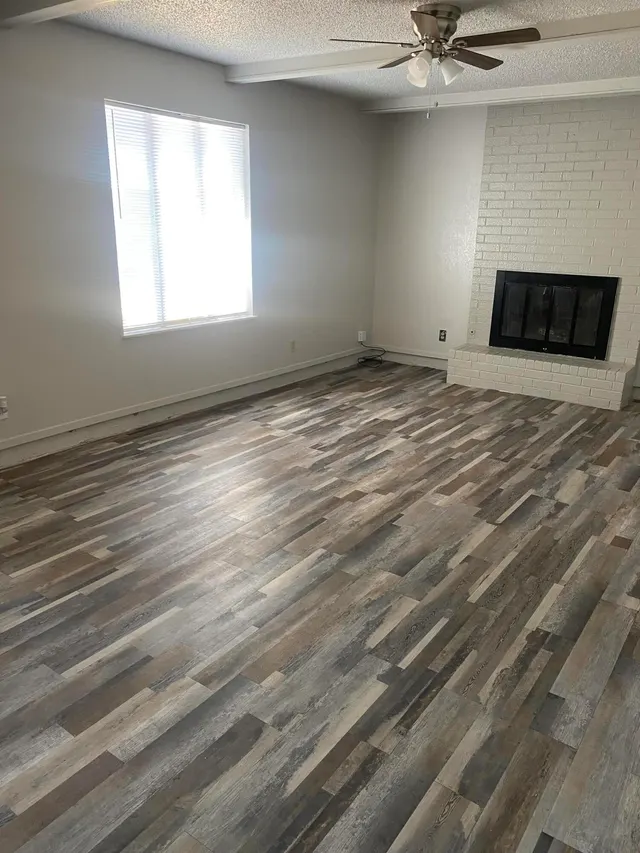 Photo 3 — 7404 Fir Avenue, Lubbock, TX 79404