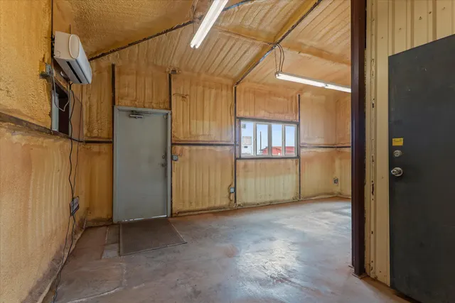 Photo 6 — 802 Seagraves Road, Brownfield, TX 79316