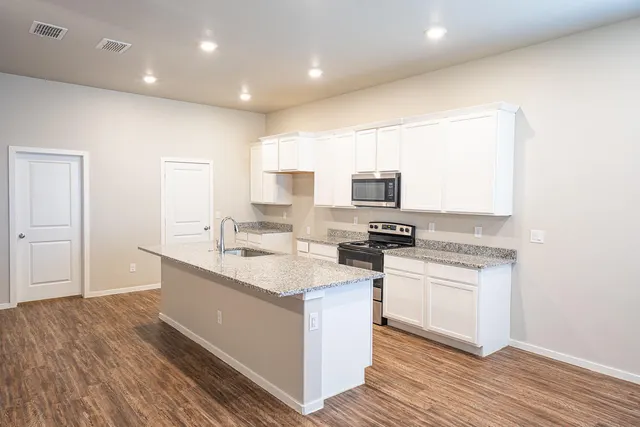 Photo 3 — 2149 Kirksey Avenue, Lubbock, TX 79407