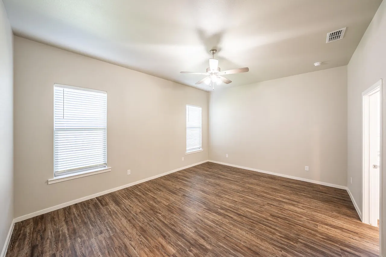 Photo 6 — 2149 Kirksey Avenue, Lubbock, TX 79407