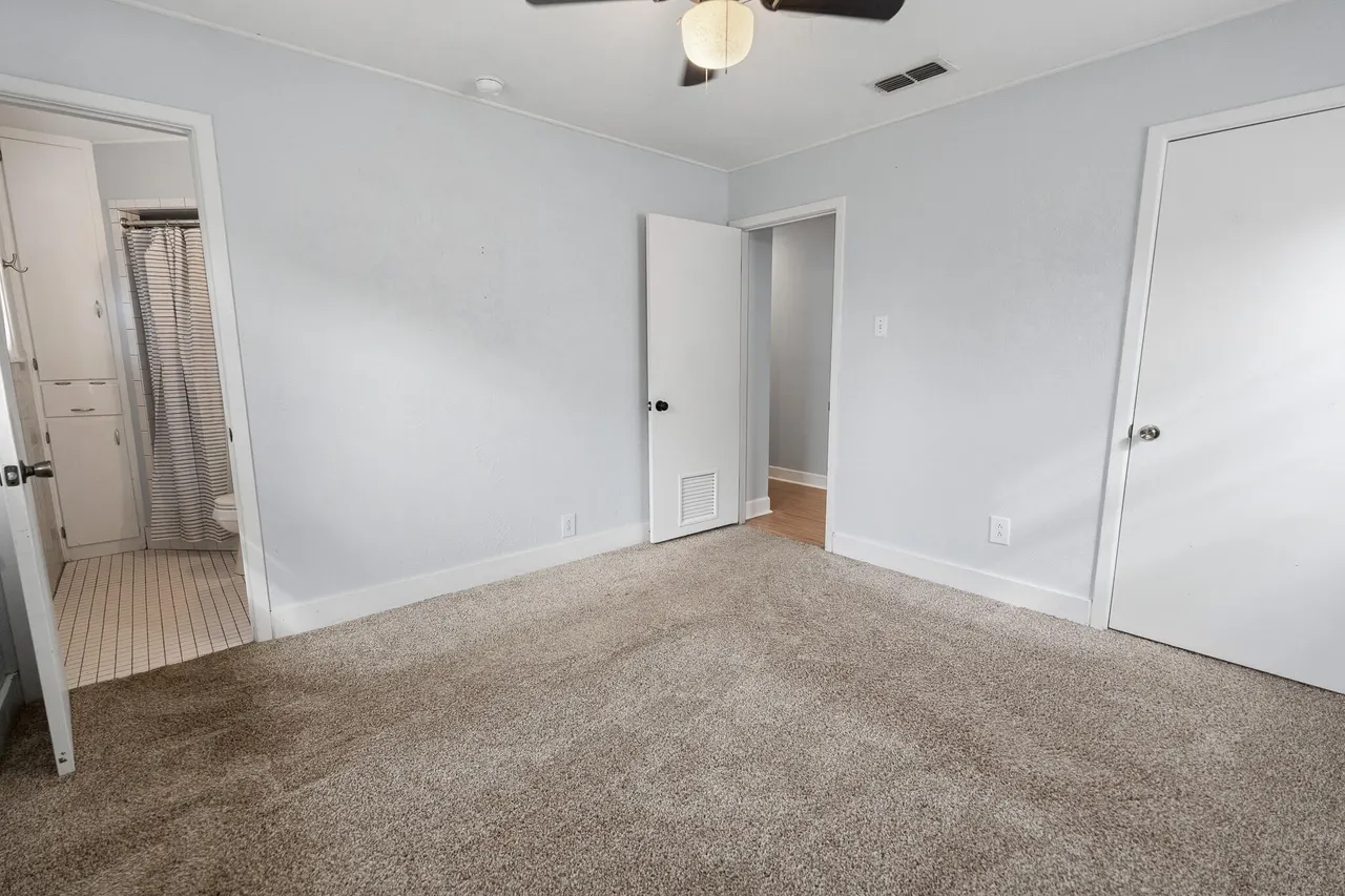 Photo 8 — 5325 32nd Street, Lubbock, TX 79407