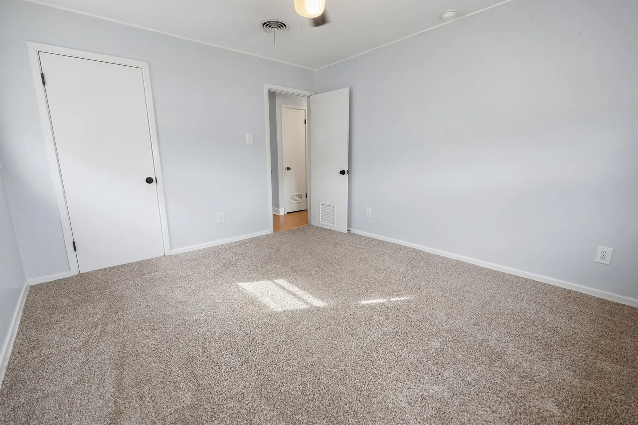 Photo 15 — 5325 32nd Street, Lubbock, TX 79407