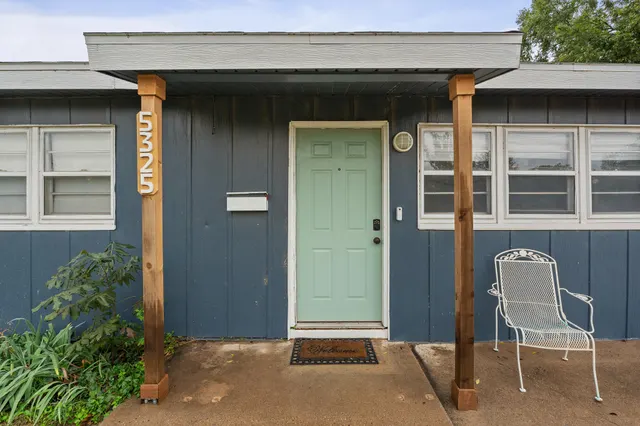 Photo 2 — 5325 32nd Street, Lubbock, TX 79407
