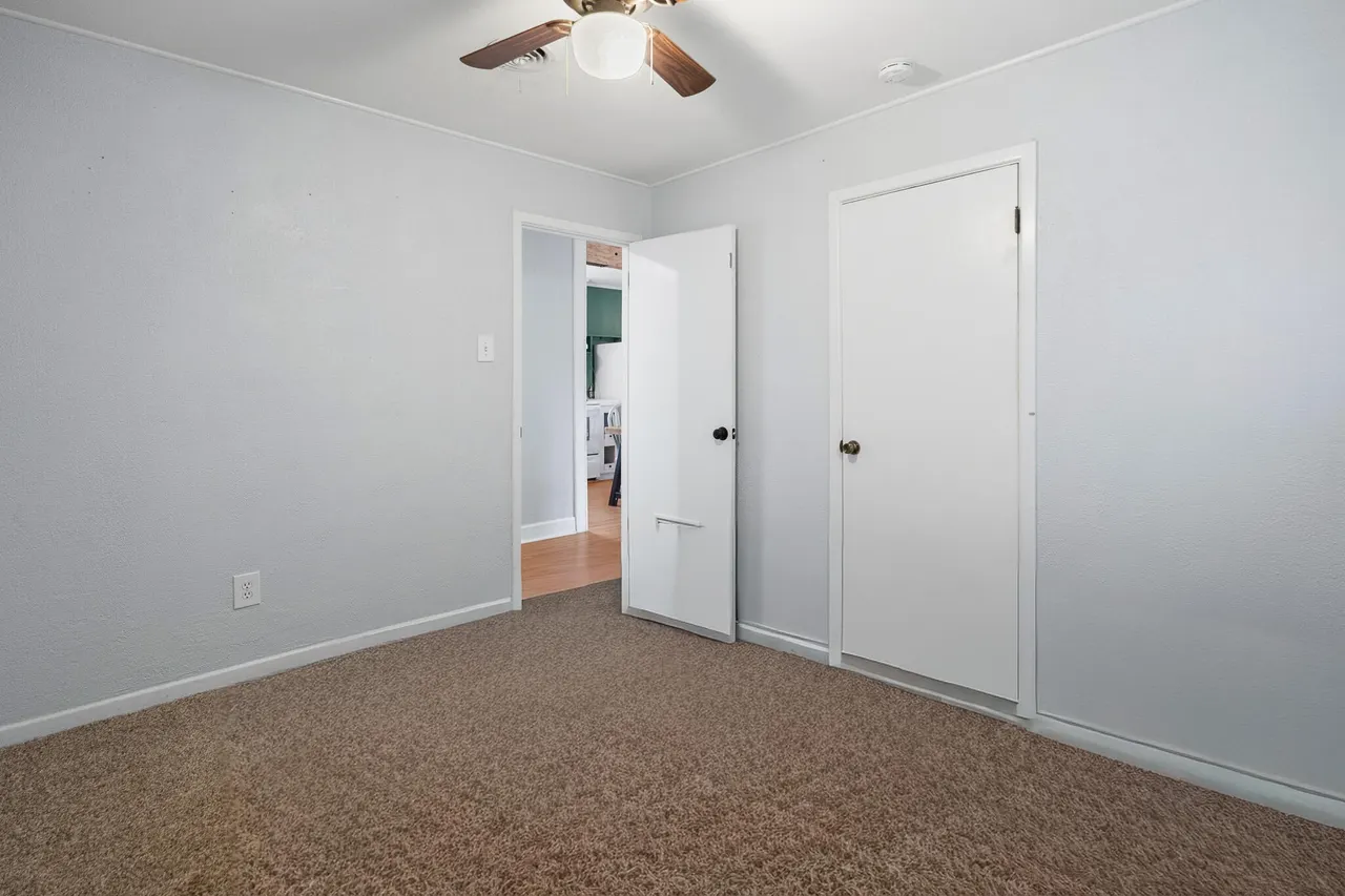 Photo 11 — 5325 32nd Street, Lubbock, TX 79407