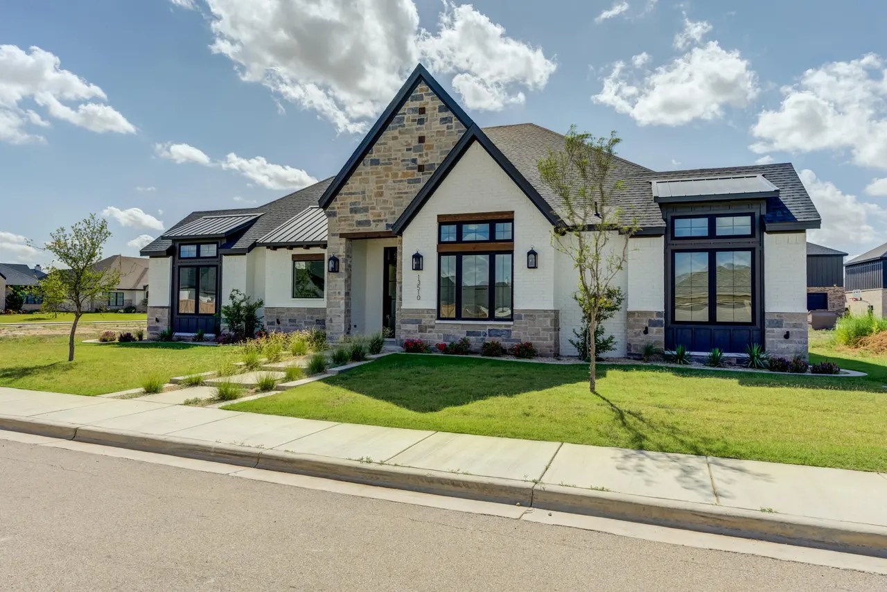 Photo 6 — 13510 Noble Avenue, Lubbock, TX 79423