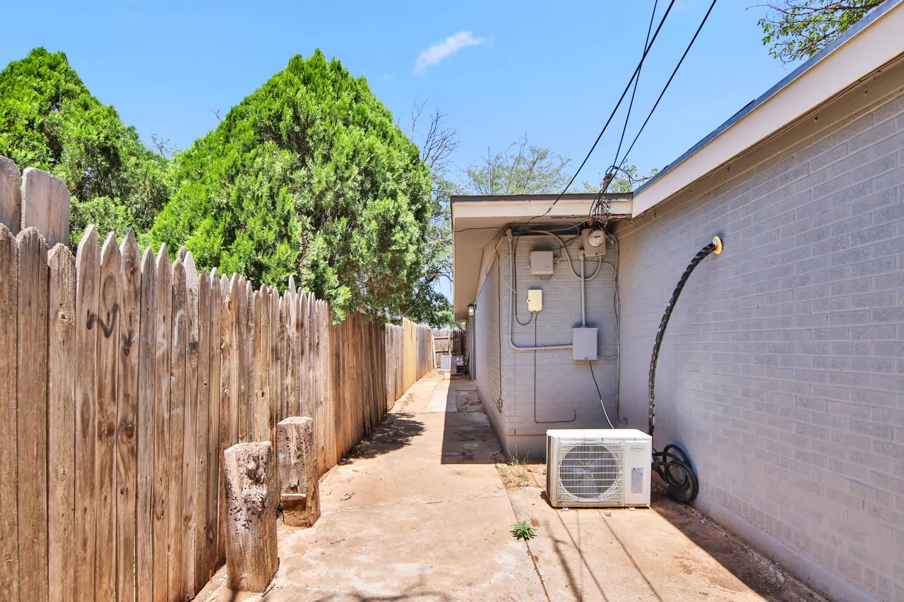 Photo 28 — 2007 68th Street, Lubbock, TX 79412
