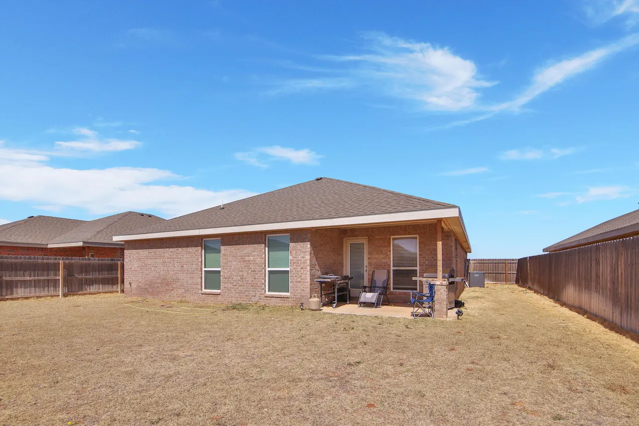 Photo 18 — 8411 10th Place, Lubbock, TX 79416