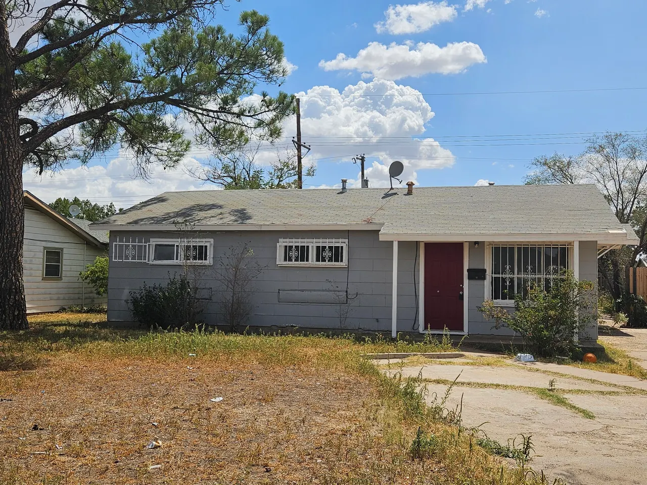 Front exterior — 2116 E 30th Street, Lubbock, TX 79404