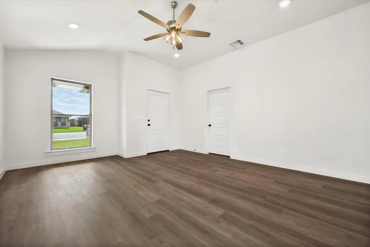 Photo 7 — 13710 Gary Avenue, Lubbock, TX 79423