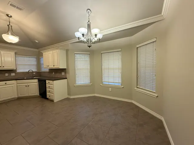 Photo 3 — 5910 102nd Street, Lubbock, TX 79424