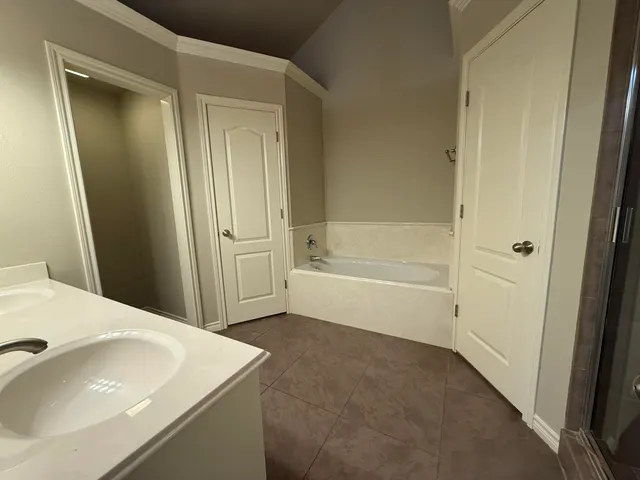 Photo 7 — 5910 102nd Street, Lubbock, TX 79424