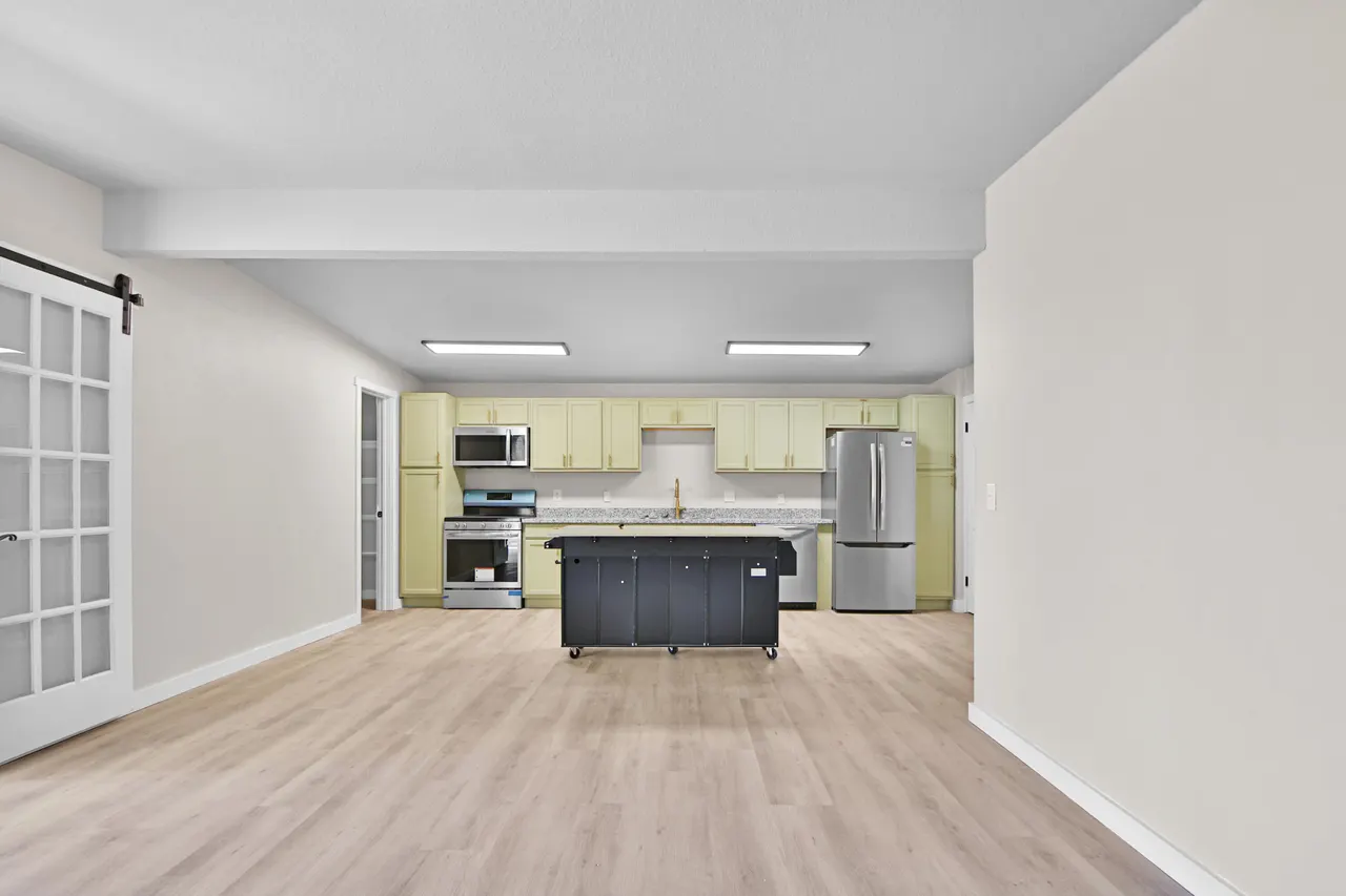 Photo 10 — 2829 66th Street, Lubbock, TX 79413