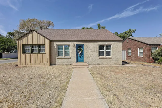 Front exterior — 1724 28th Street, Lubbock, TX 79411