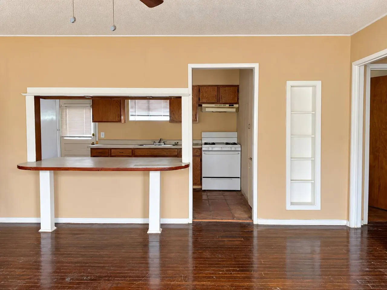 Photo 4 — 3722 31st Street, Lubbock, TX 79410