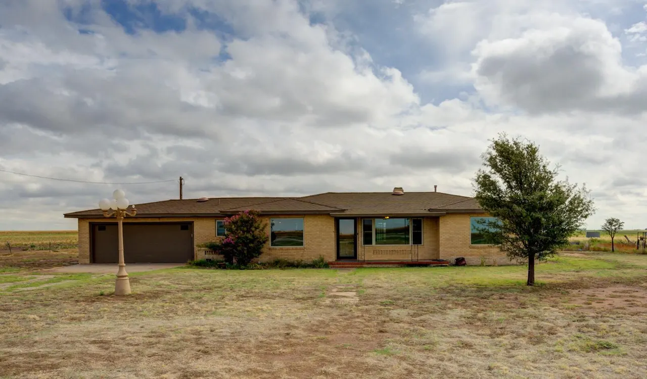 Front exterior — 451 U.S. Highway 87, Wilson, TX 79381