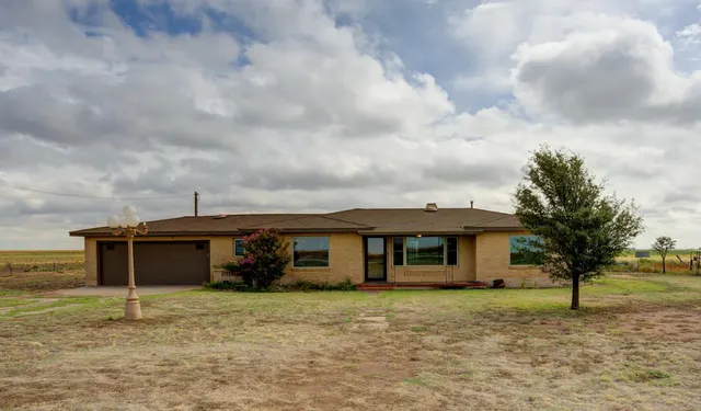 Front exterior — 451 U.S. Highway 87, Wilson, TX 79381