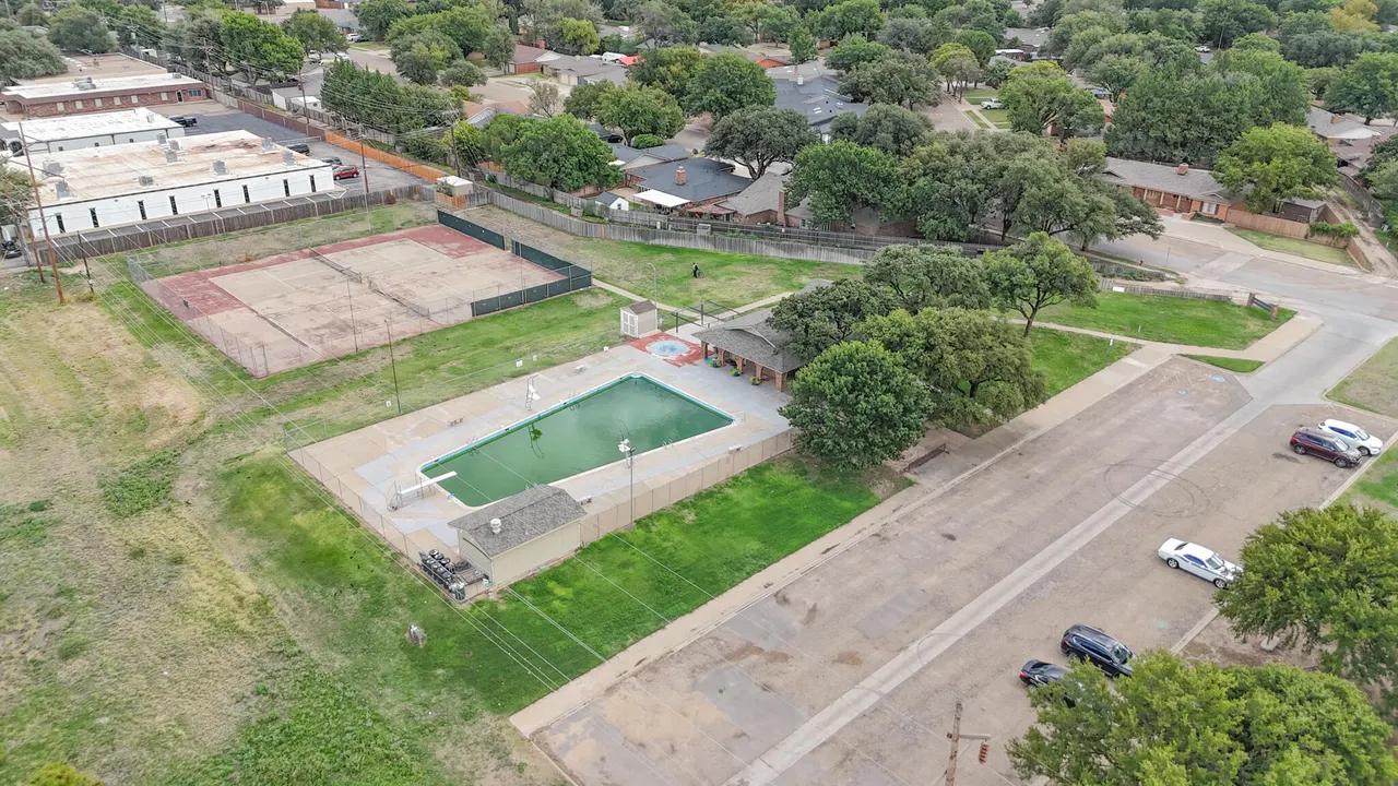 Photo 39 — 7905 Knoxville Avenue, Lubbock, TX 79423