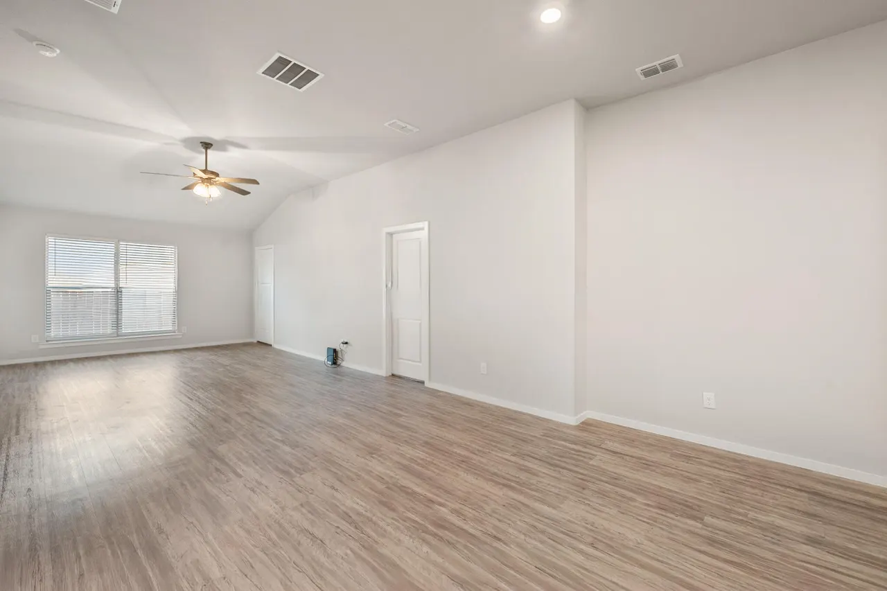 Photo 10 — 1626 133rd Street Unit A, Lubbock, TX 79423