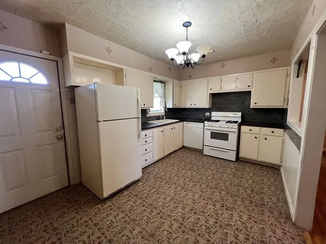Photo 4 — 3118 29th Street, Lubbock, TX 79410