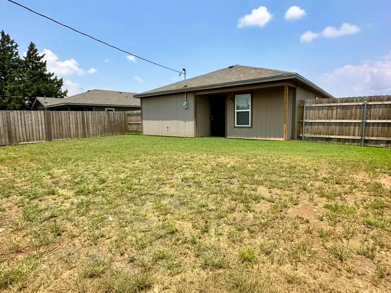 Photo 6 — 3420 E 3rd Place, Lubbock, TX 79403
