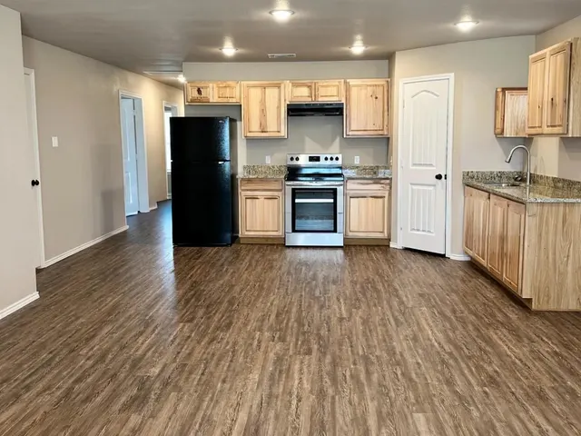 Photo 2 — 3420 E 3rd Place, Lubbock, TX 79403