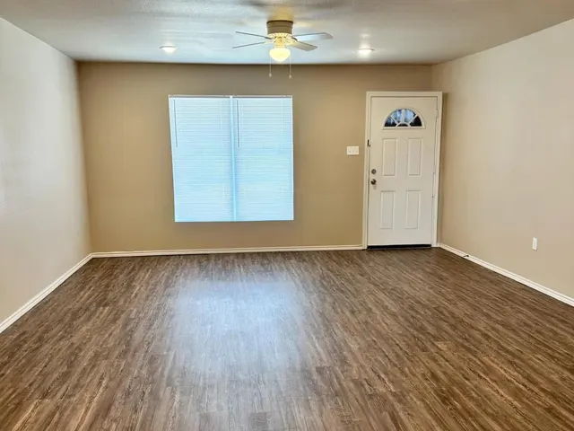 Photo 3 — 3420 E 3rd Place, Lubbock, TX 79403