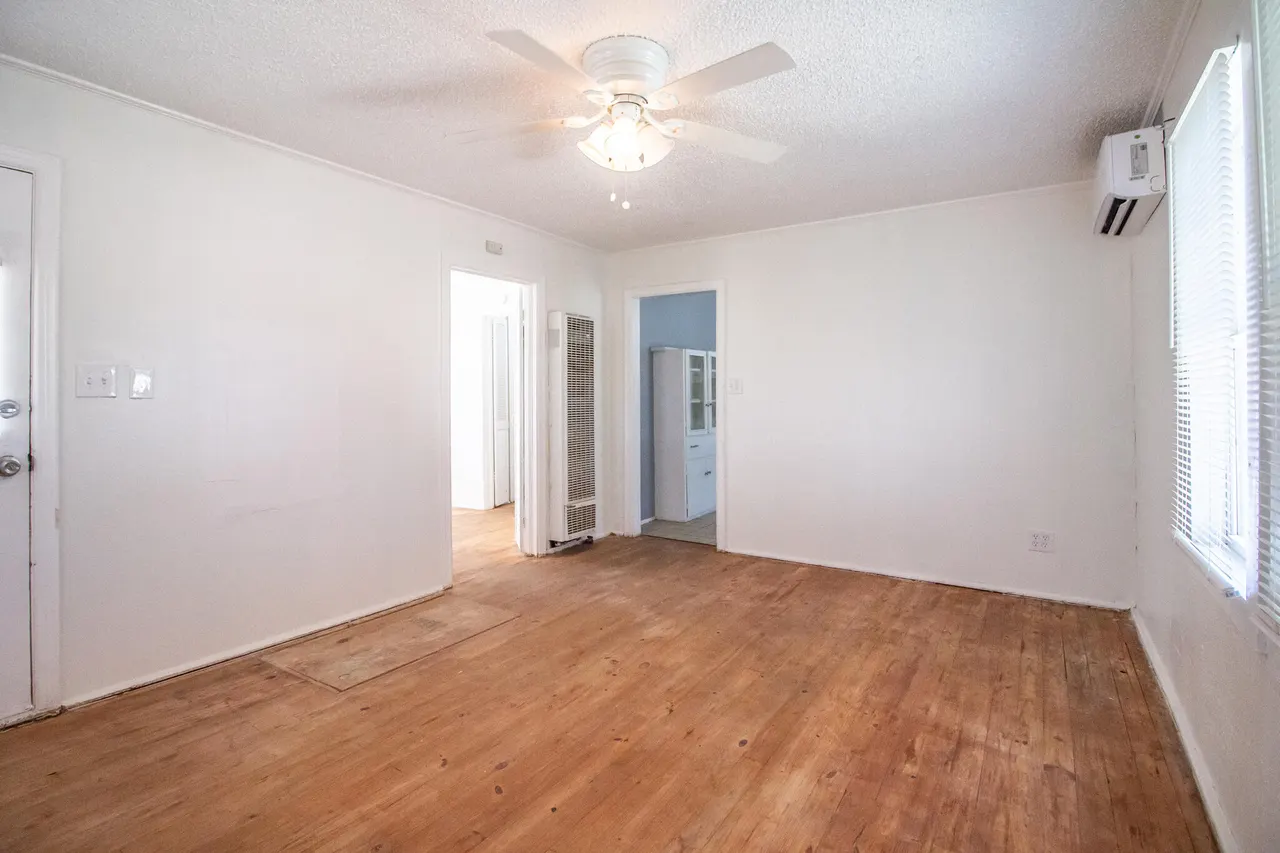 Photo 4 — 1305 S 9th Street, Slaton, TX 79364