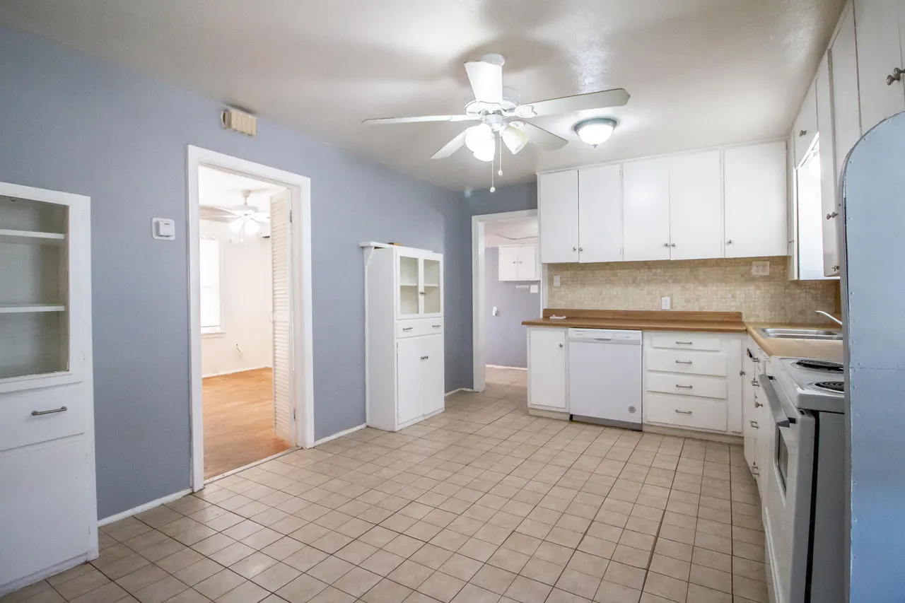 Photo 8 — 1305 S 9th Street, Slaton, TX 79364