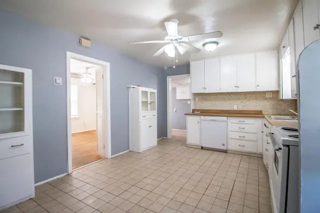 Photo 8 — 1305 S 9th Street, Slaton, TX 79364
