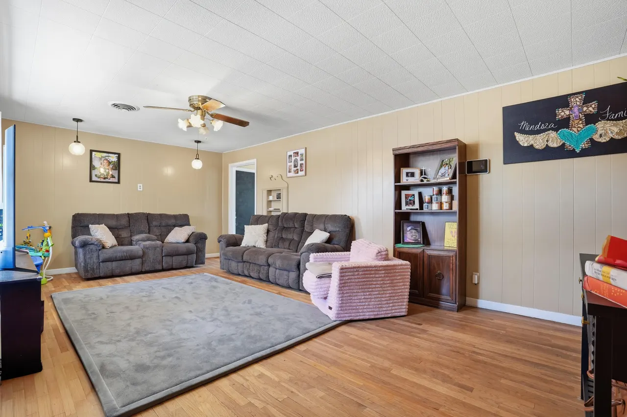 Photo 3 — 1114 8th  Street, Olton, TX 79064