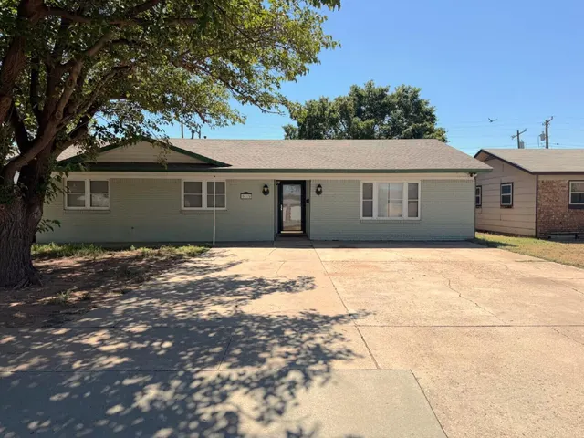 Front exterior — 5015 52nd Street, Lubbock, TX 79414
