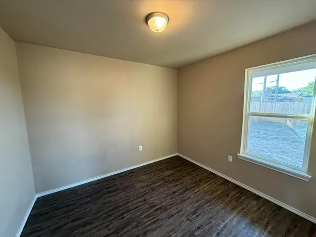 Photo 6 — 411 David Avenue, Lubbock, TX 79403
