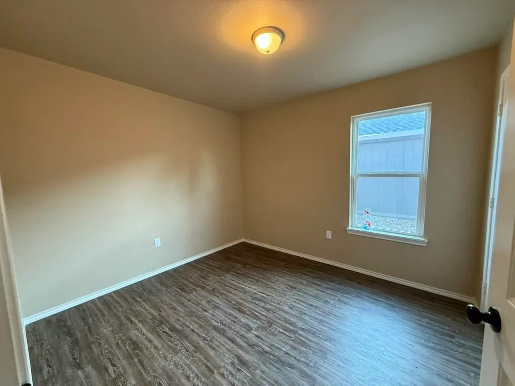 Photo 8 — 411 David Avenue, Lubbock, TX 79403