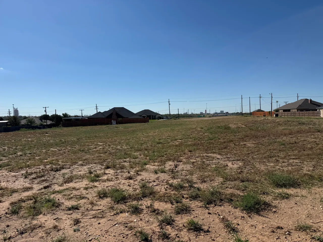 Photo 5 — 2104 N Avenue G, Lubbock, TX 79404