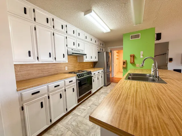 Photo 6 — 407 Kennedy Street, Smyer, TX 79367