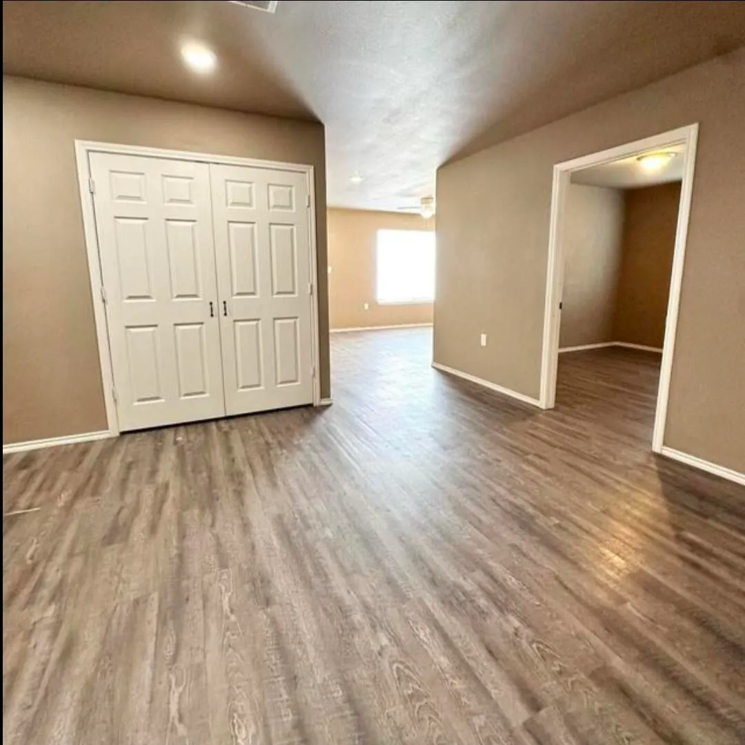 Photo 5 — 1319 E 16th Street, Lubbock, TX 79403