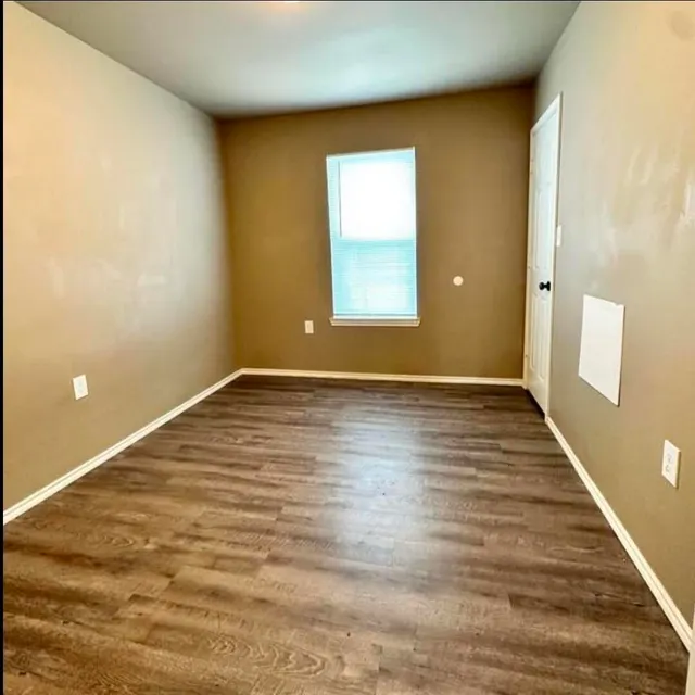 Photo 6 — 1319 E 16th Street, Lubbock, TX 79403