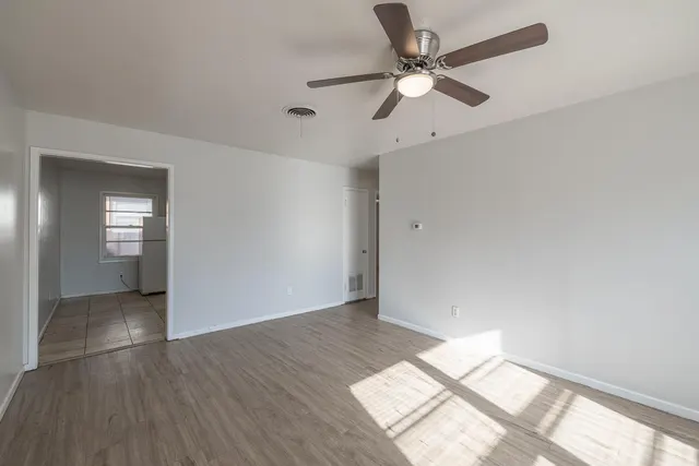 Photo 3 — 2402 46th Street, Lubbock, TX 79412