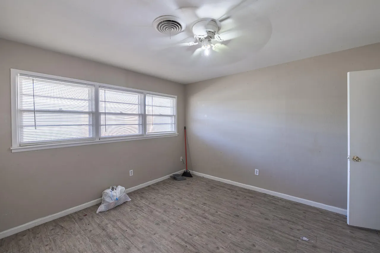 Photo 9 — 2408 46th Street, Lubbock, TX 79412
