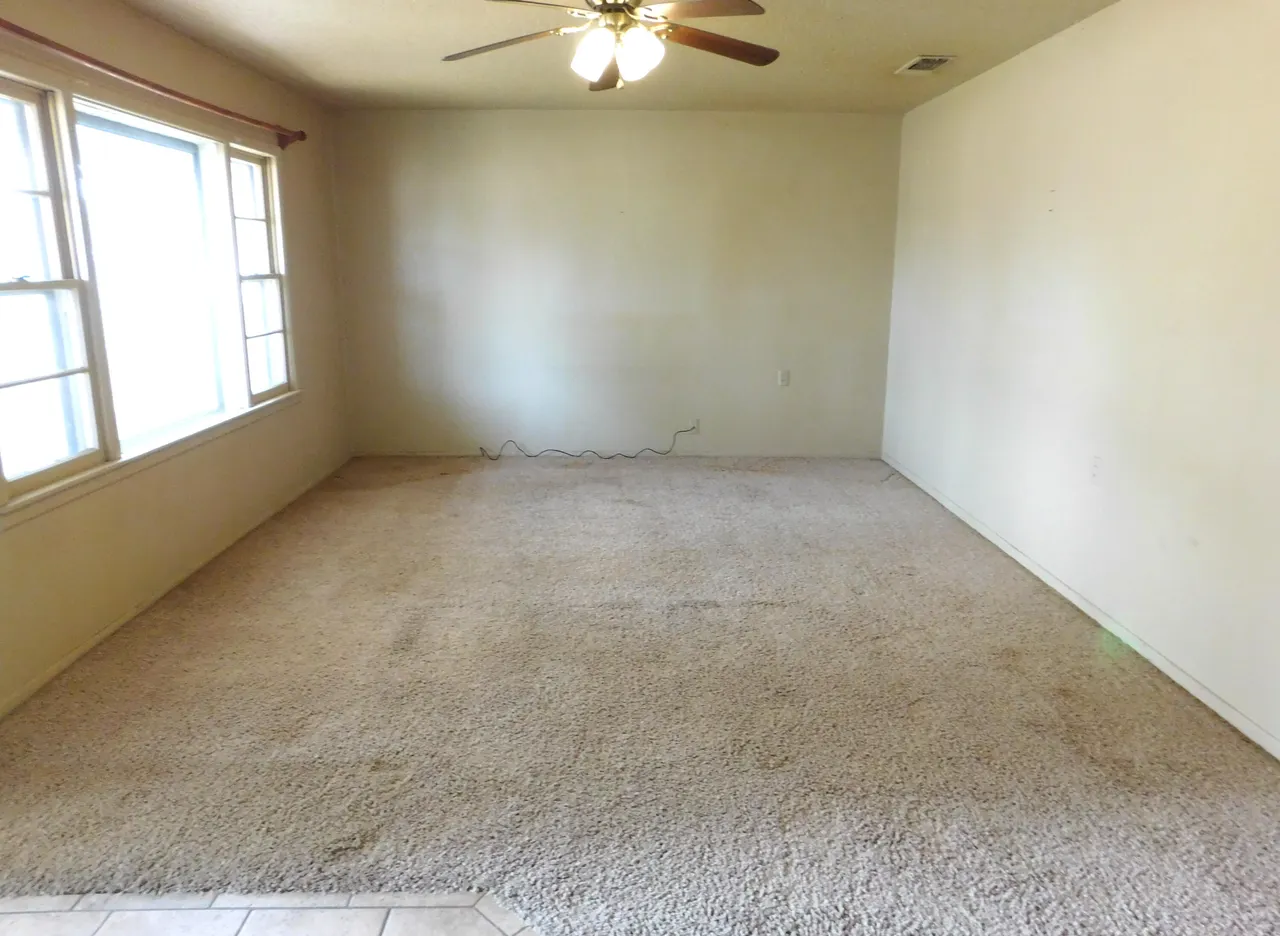 Photo 2 — 1623 W Avenue C, Muleshoe, TX 79347