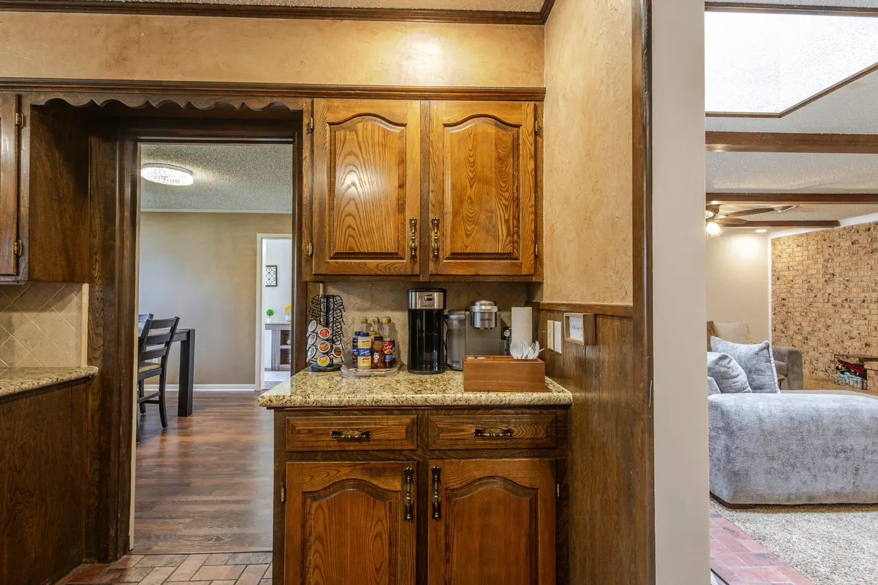Photo 15 — 1311 Itasca Street, Plainview, TX 79072