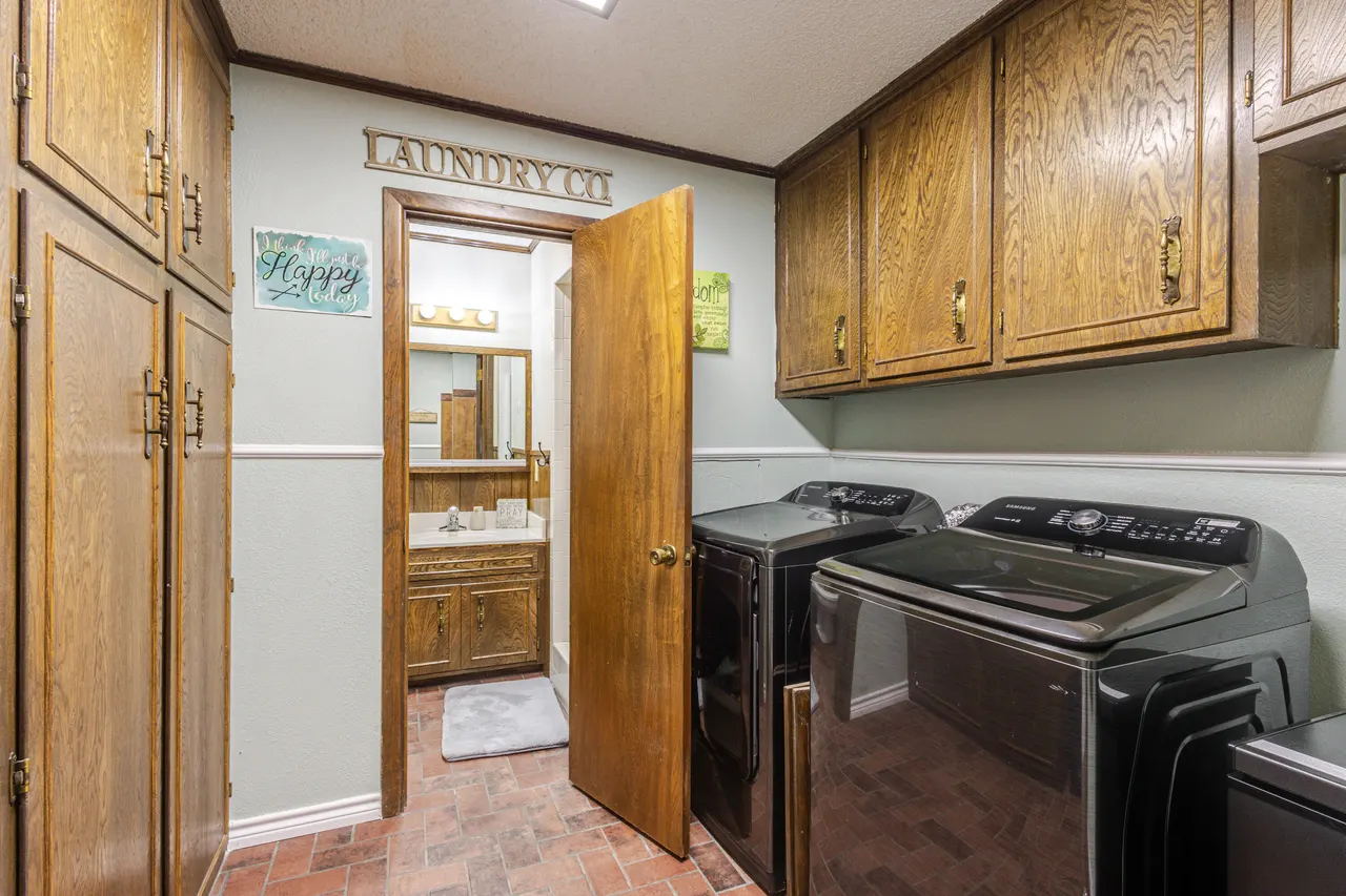 Photo 19 — 1311 Itasca Street, Plainview, TX 79072