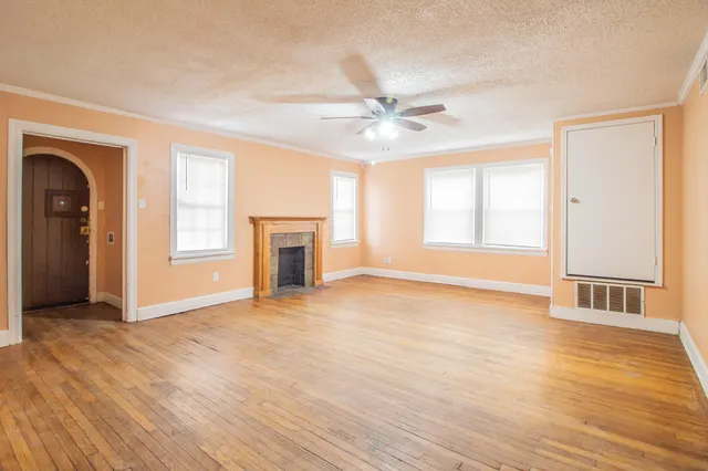 Photo 3 — 2203 20th Street, Lubbock, TX 79411