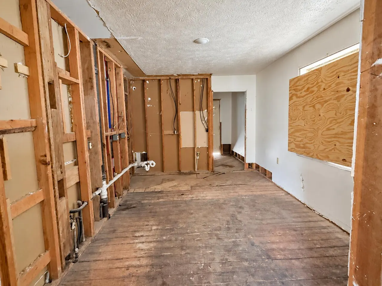 Photo 4 — 2803 Bates Street, Lubbock, TX 79415
