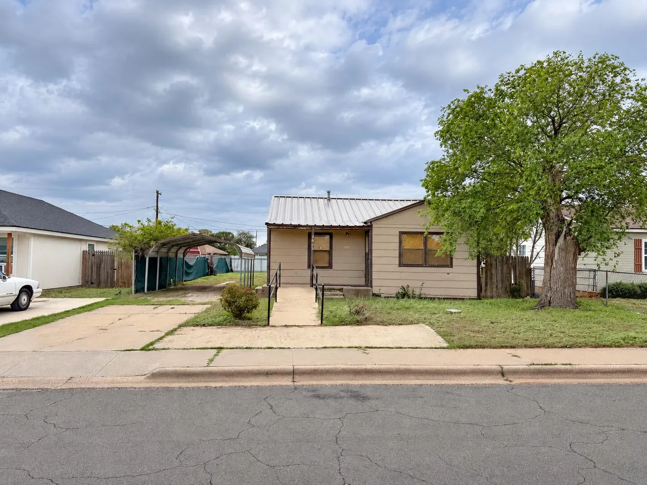 Photo 2 — 2803 Bates Street, Lubbock, TX 79415