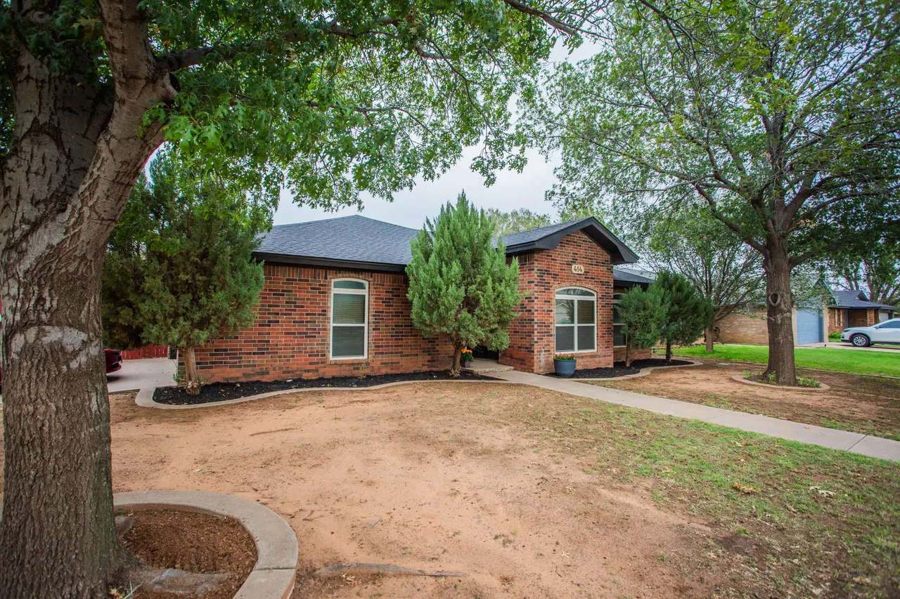 Photo 5 — 414 Ironton Avenue, Lubbock, TX 79416