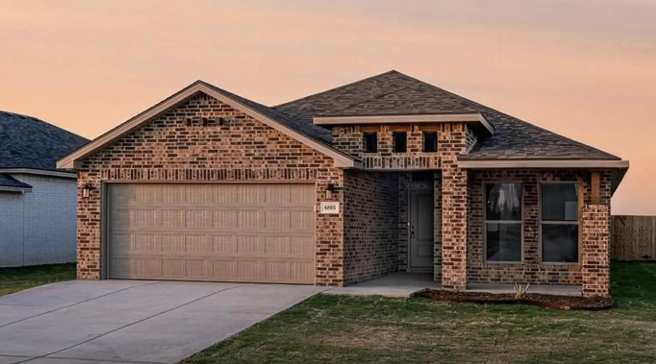Front exterior — 1307 Trenton Avenue, Lubbock, TX 79416