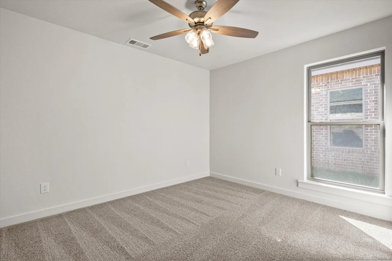 Photo 21 — 1305 Trenton Avenue, Lubbock, TX 79416