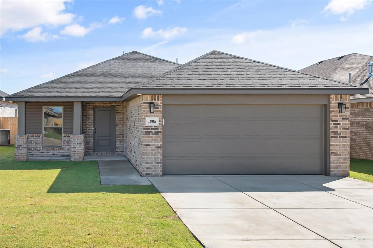 Front exterior — 1305 Trenton Avenue, Lubbock, TX 79416
